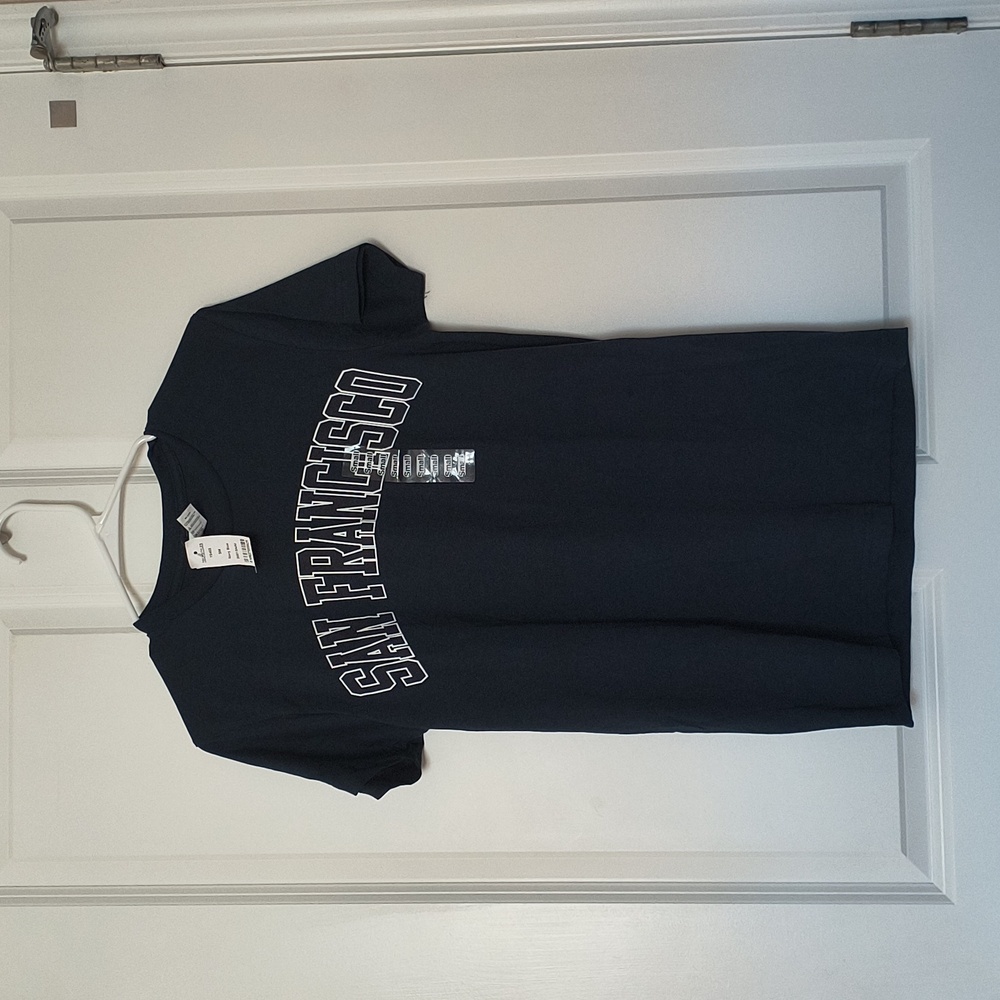 NWT. San Fransisco TShirt